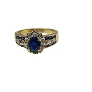 Oval Multi stone Sapphire Diamond ring in 14k Yell
